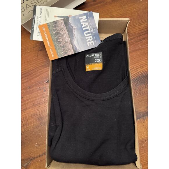 Icebreaker 100% Merino Wool 200 Oasis LS Crew Base Layer Top Mens Sz M NWT $105 - Picture 4 of 14